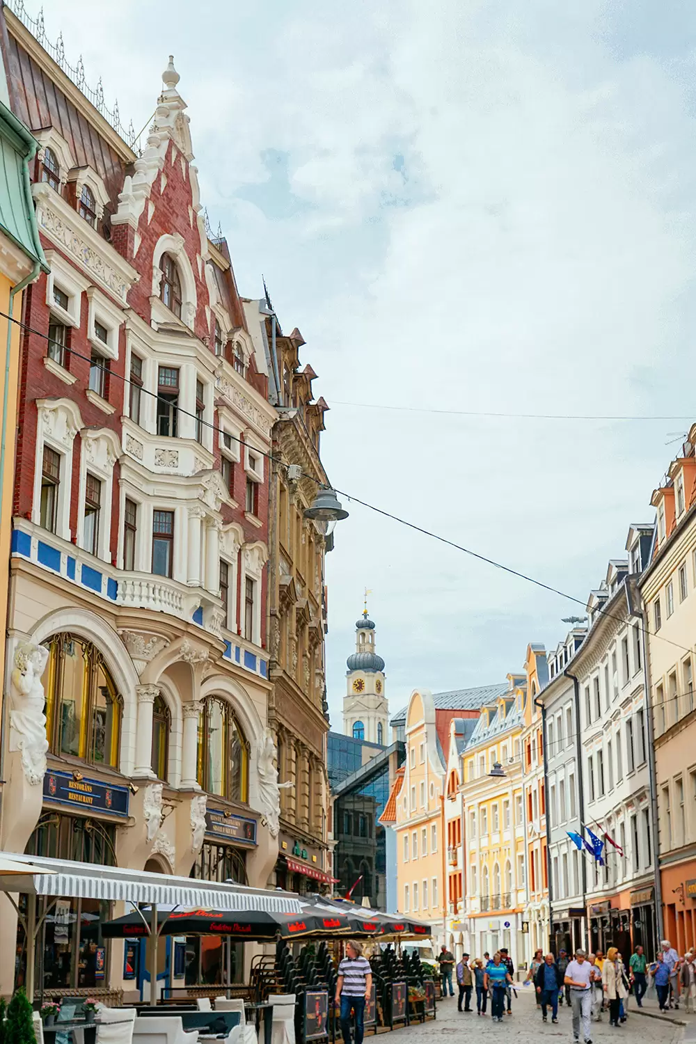 A street in the old town of Riga - such a beautiful things to do in Riga