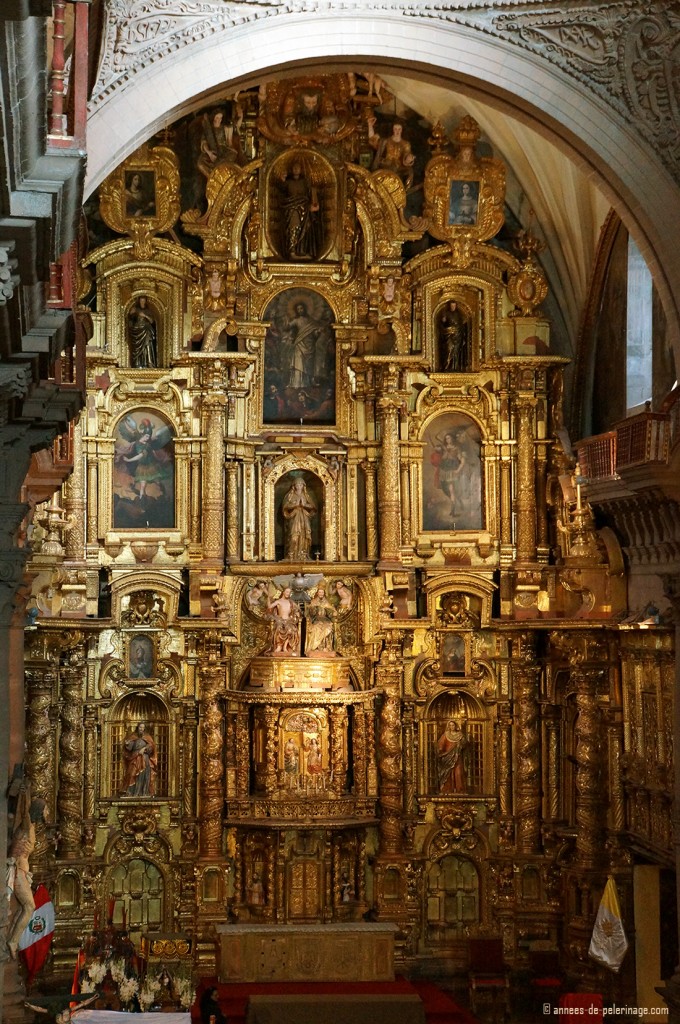 A 30 meter high golden altar inside the Cusco Cathedral