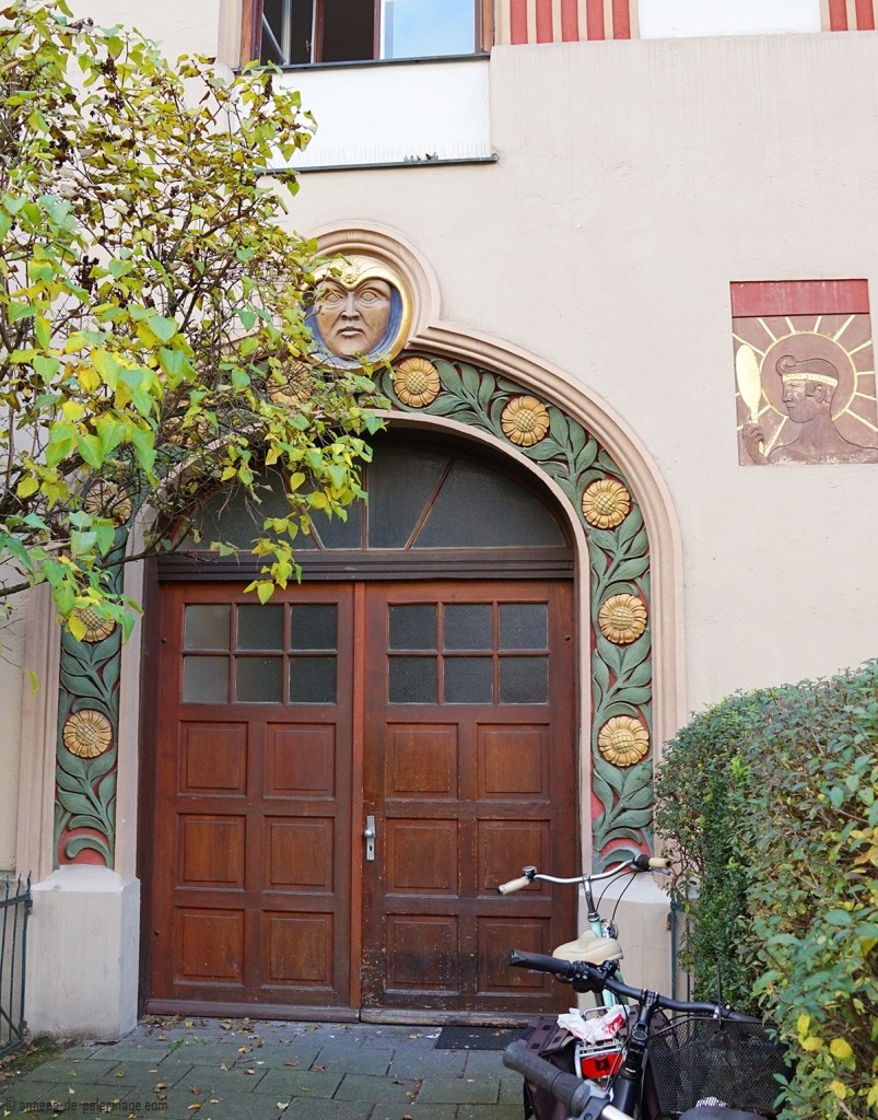 Art Nouveau door at the Römerstrasse 11 in Schwabing, Munich