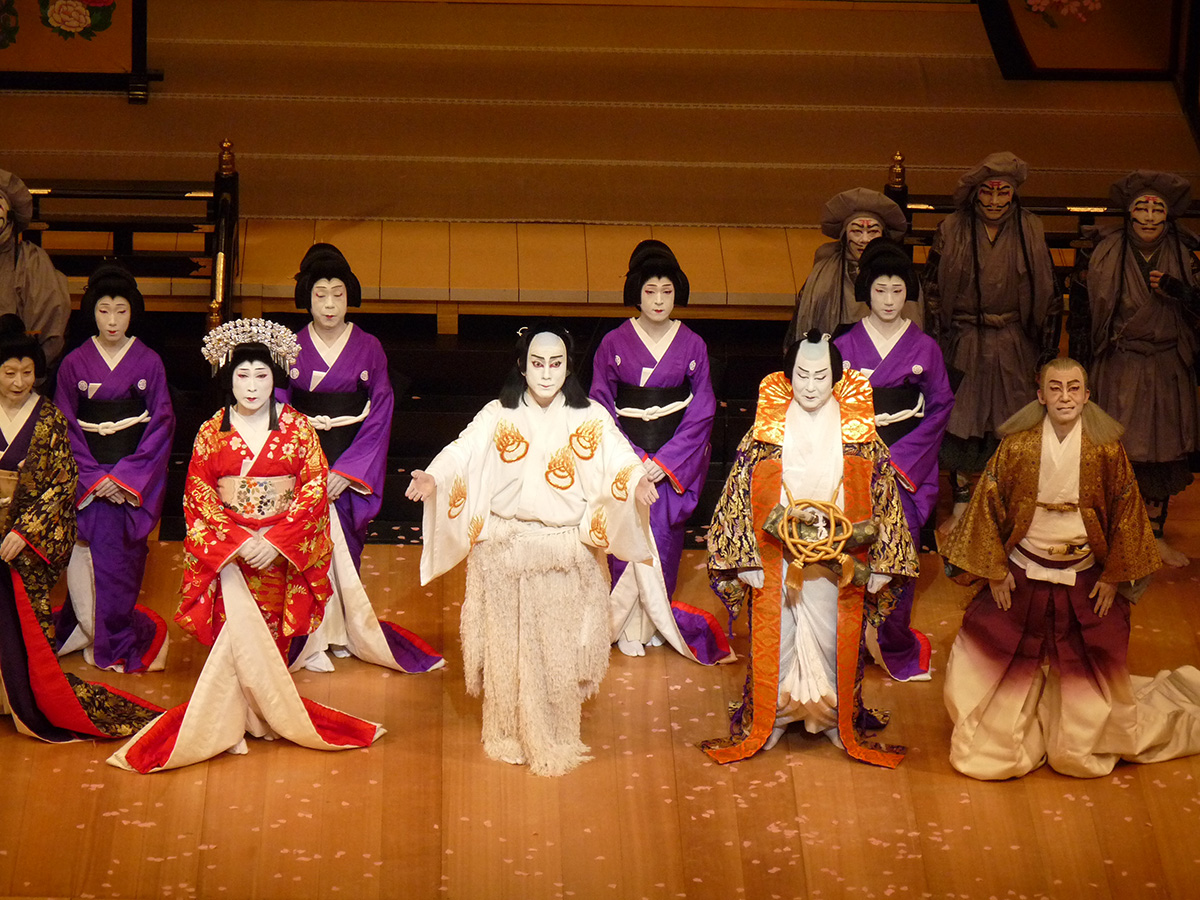 Watching a Kabuku performance in Kyoto is certainly one of the must dos