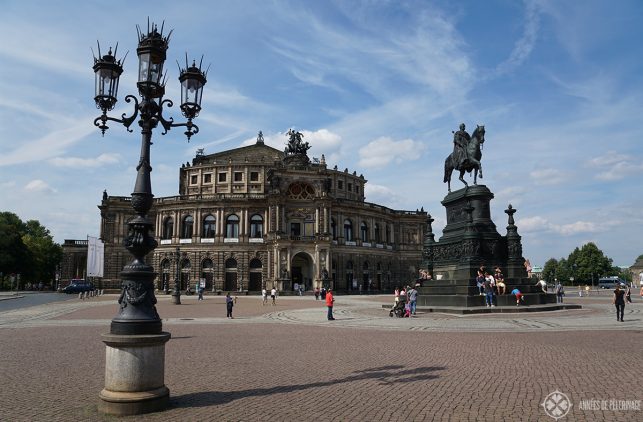 The semperoper in Dresden. The famous opera house should be on your list of things to do in Dresden