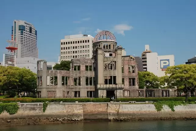 The hiroshima peace memorial in japan | pic: xiquinhosilva