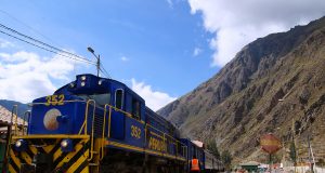 The PeruRail train from Cusco to Machu Picchu at the train station in Ollantaytambo