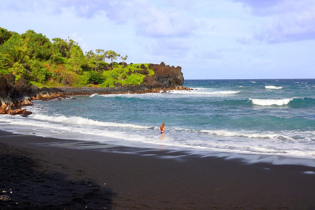 The black beach at Wai'anapanapa State park