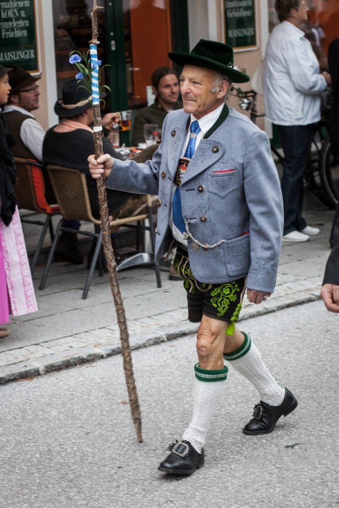 An old men wearing traditional Bavarian costume