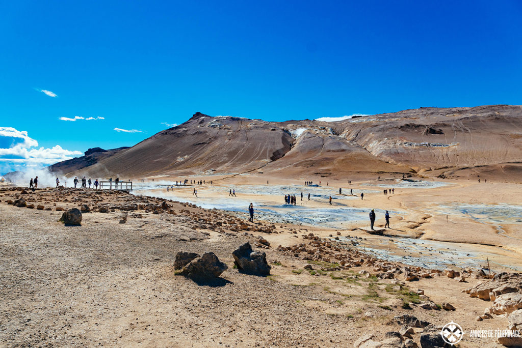 The Hverir Lake Myvatn's geothermal fields and a lot of people on the walk ways and viewing plattforms