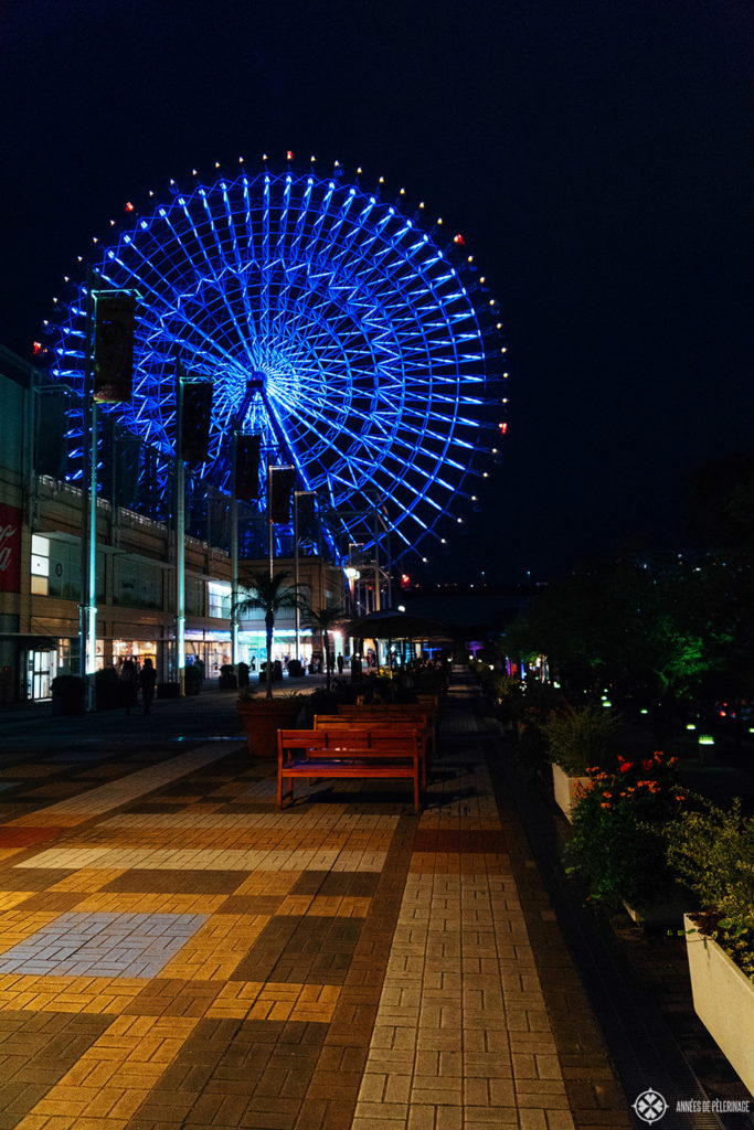 The Tempozan ferris wheel in Osaka at night