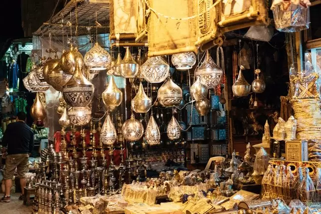 Souvenir vendor in Khan el-Khalili