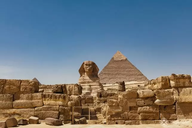 The Sphinx with the Pyramids in the background - the best time to visit the Pyramids is March or October