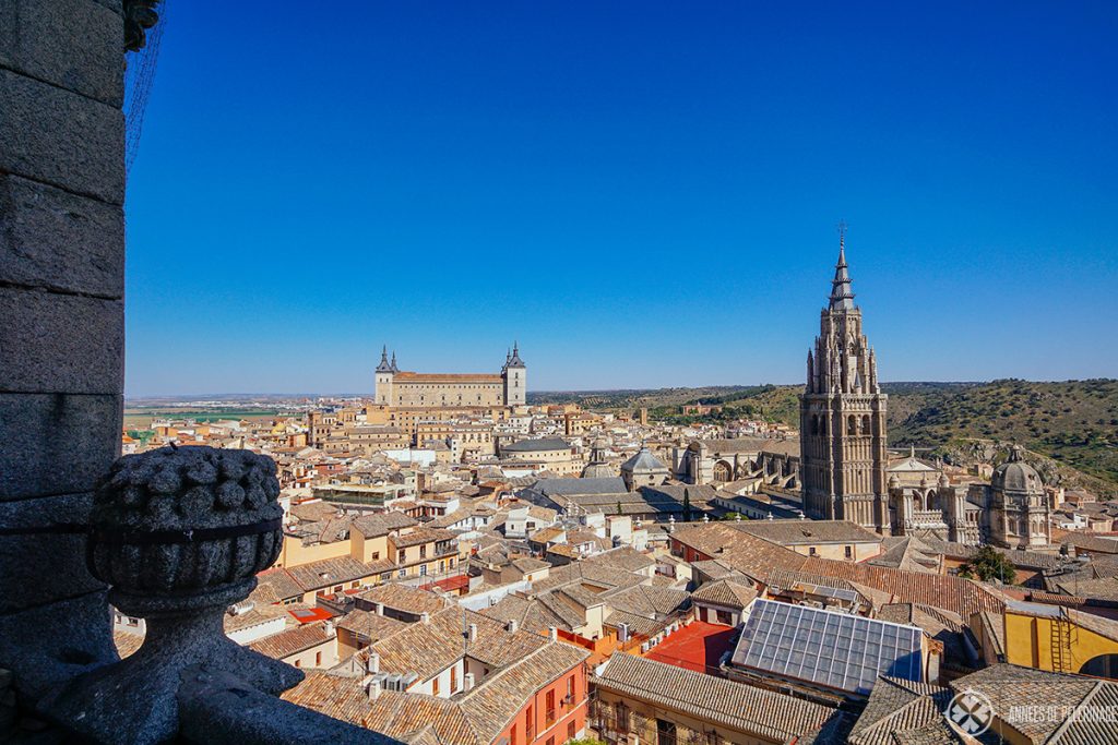 view of toledo from atop iglesia de san illdefonso