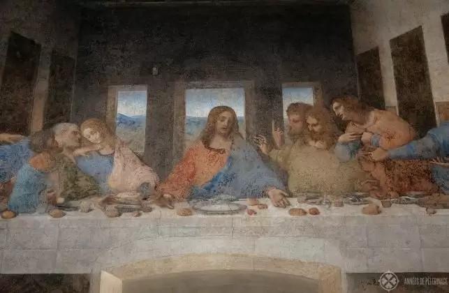 From left to right: Judas, Peter, ohn, Jesus, Thomas, James, Philip