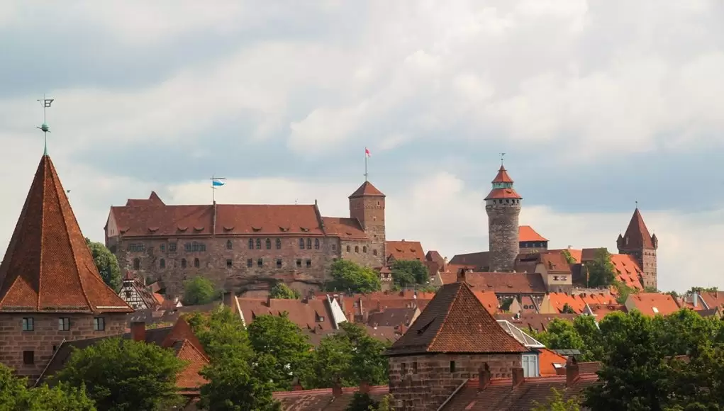 Full view of Nuremberg Castle called Kaiserburg and one of the best things to do in Nuremberg