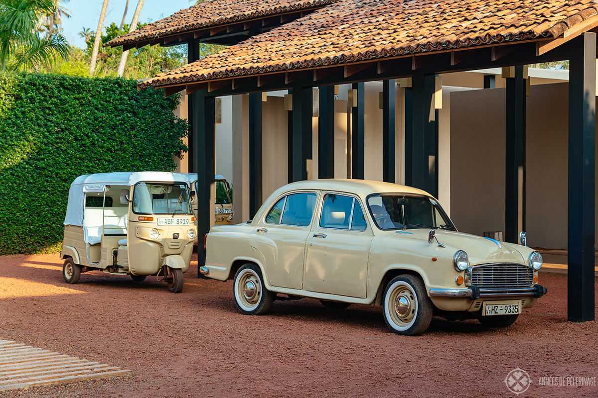 A vitange car in front of the lobby of Amanwella - they are just decoration, though