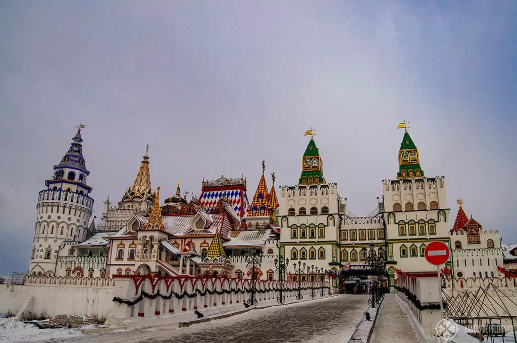  The Izmailovsky market - an abandoned theme park on the outskirts of Moscow