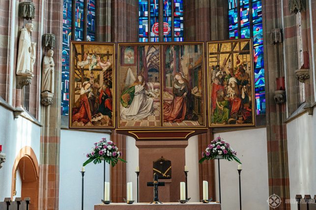 The altar inside the Marienkapelle
