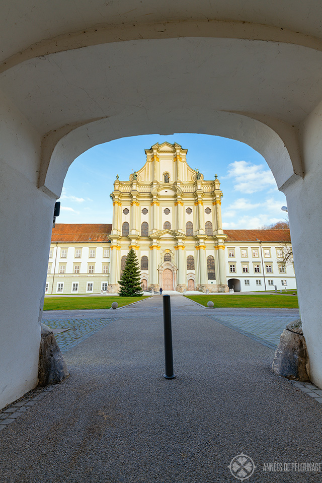 Fürstenfeld abbey as seen through the arch of the entrance