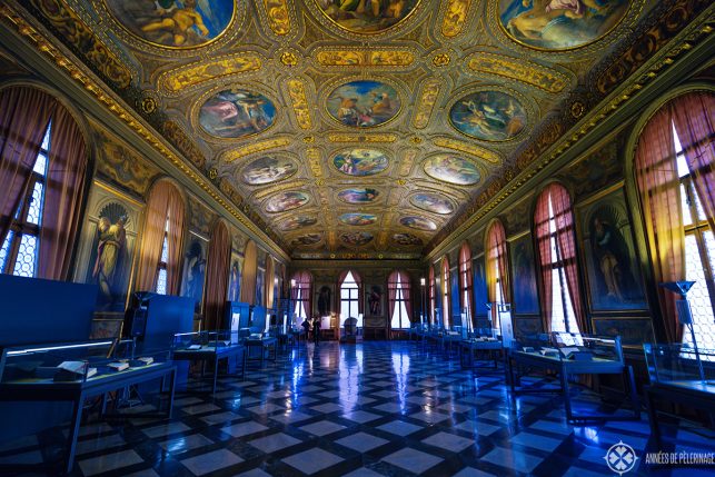 The golden reading hall in the Biblioteca nazonale Marciana