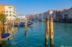 The Canal Grande and the Rialto Bridge - a must-see if you just got one day in Venice, Italy
