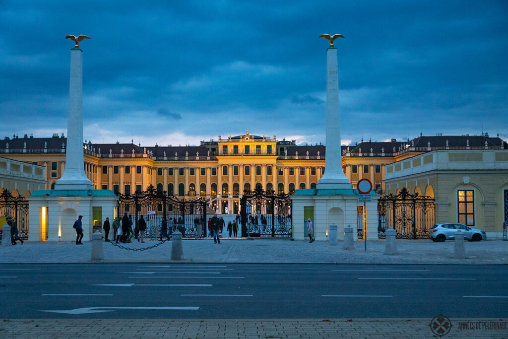 schönbrunn palace at night vienna